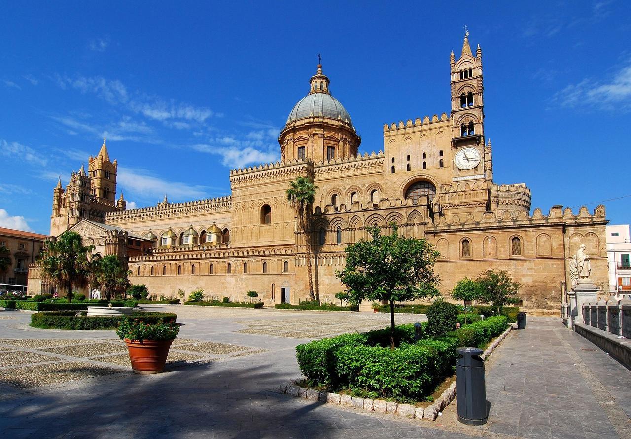 Trilocale Al Politeama - Zyz Appartement Palermo Buitenkant foto